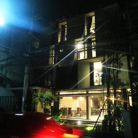 B Arch House Hotel And Cafe Ll No Parking Ll Chiang Mai Esterno foto