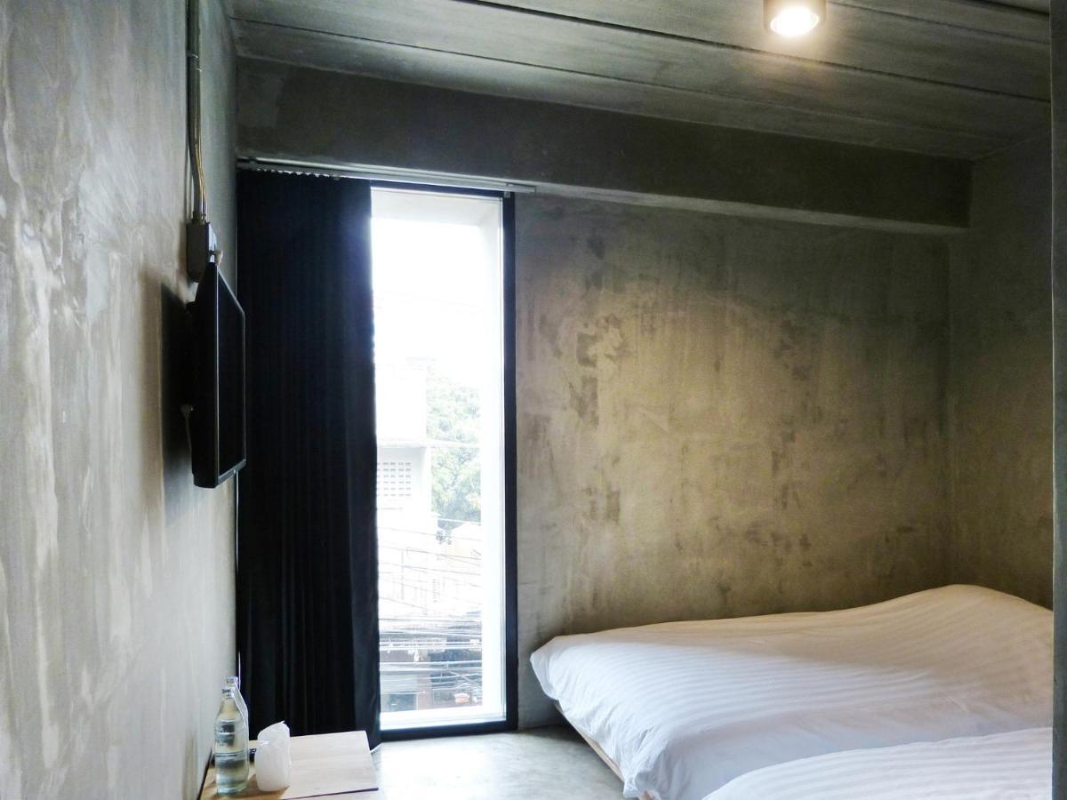 B Arch House Hotel And Cafe Ll No Parking Ll Chiang Mai Esterno foto